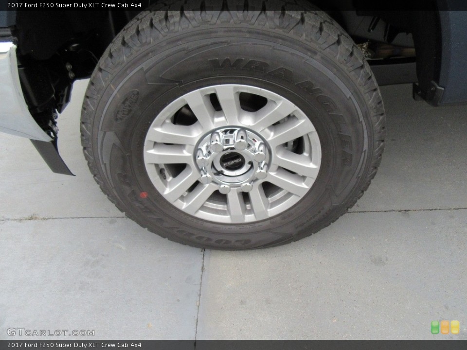 2017 Ford F250 Super Duty XLT Crew Cab 4x4 Wheel and Tire Photo #116885378