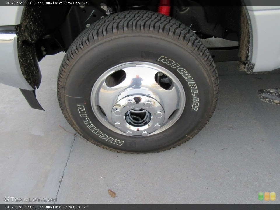2017 Ford F350 Super Duty Lariat Crew Cab 4x4 Wheel and Tire Photo #116913101