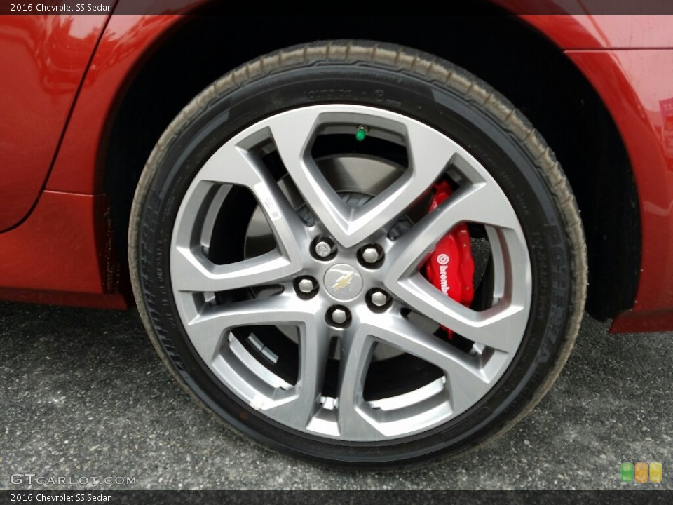 2016 Chevrolet SS Sedan Wheel and Tire Photo #117006386