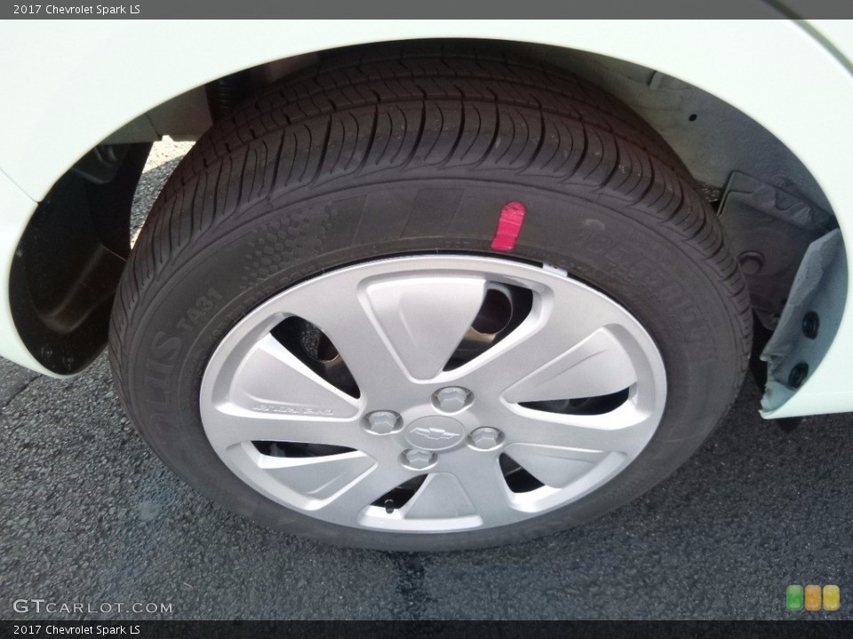 2017 Chevrolet Spark LS Wheel and Tire Photo #117037265