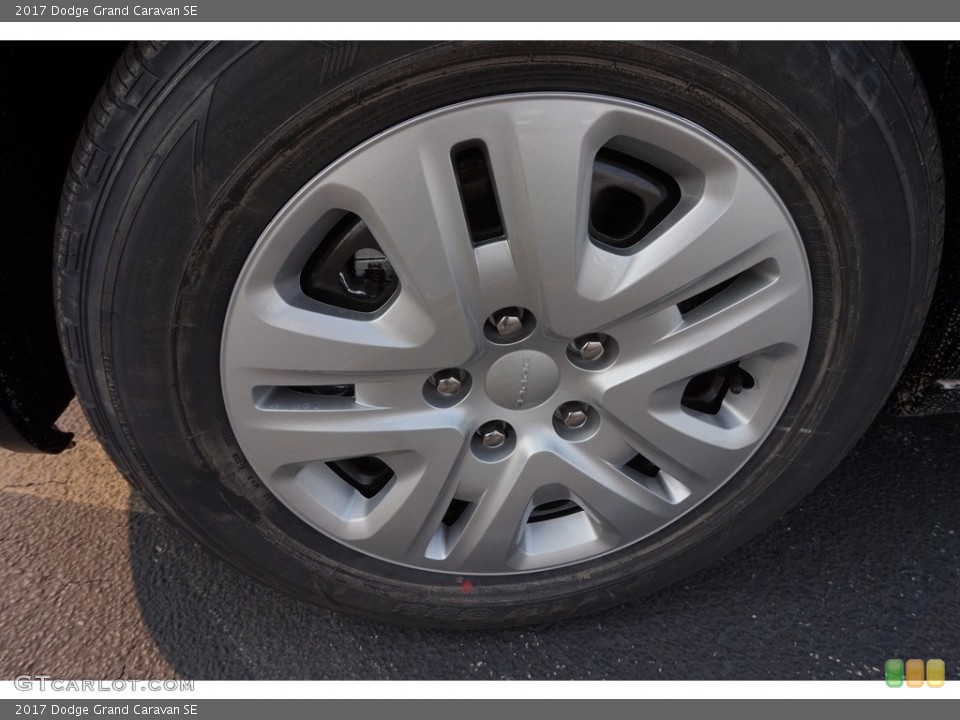 2017 Dodge Grand Caravan SE Wheel and Tire Photo #117173254