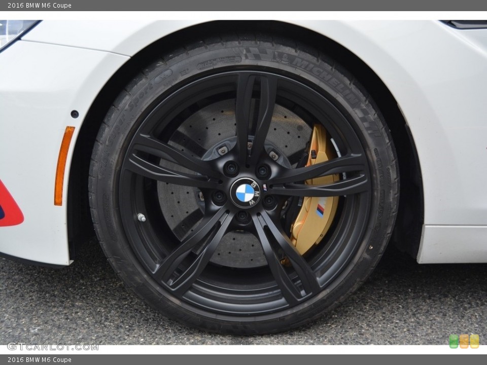 2016 BMW M6 Coupe Wheel and Tire Photo #117443046