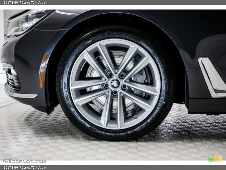 2017 BMW 7 Series 750i Sedan Wheel and Tire Photo #117611979