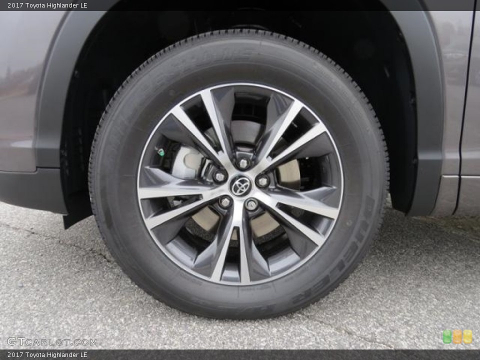 2017 Toyota Highlander LE Wheel and Tire Photo #117631454
