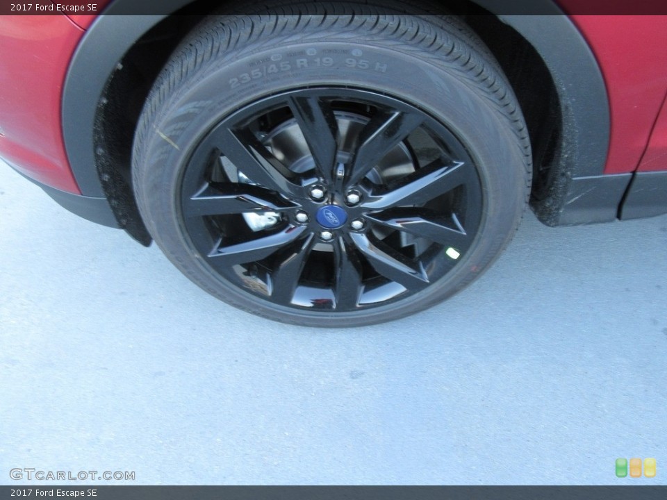 2017 Ford Escape SE Wheel and Tire Photo #117683160