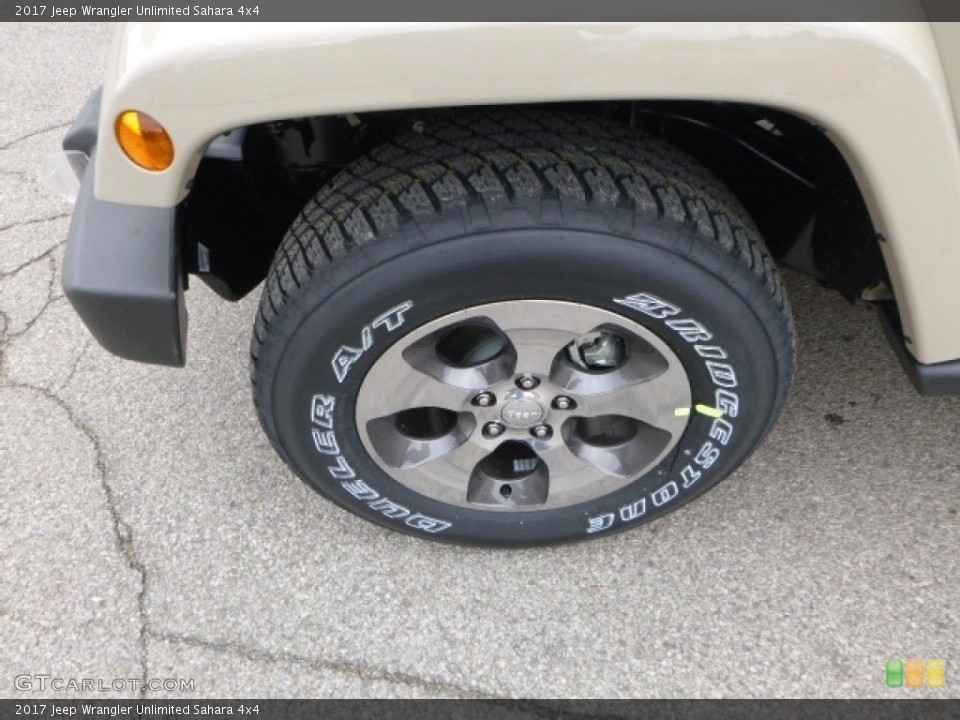 2017 Jeep Wrangler Unlimited Sahara 4x4 Wheel and Tire Photo #118138317