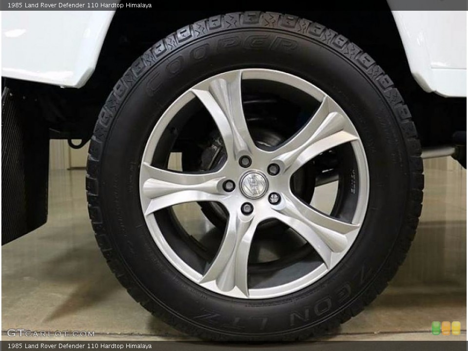 1985 Land Rover Defender Wheels and Tires