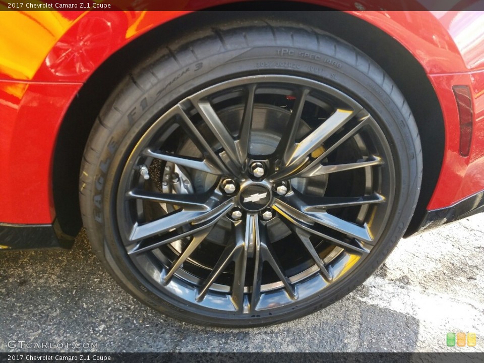 2017 Chevrolet Camaro ZL1 Coupe Wheel and Tire Photo #118322618