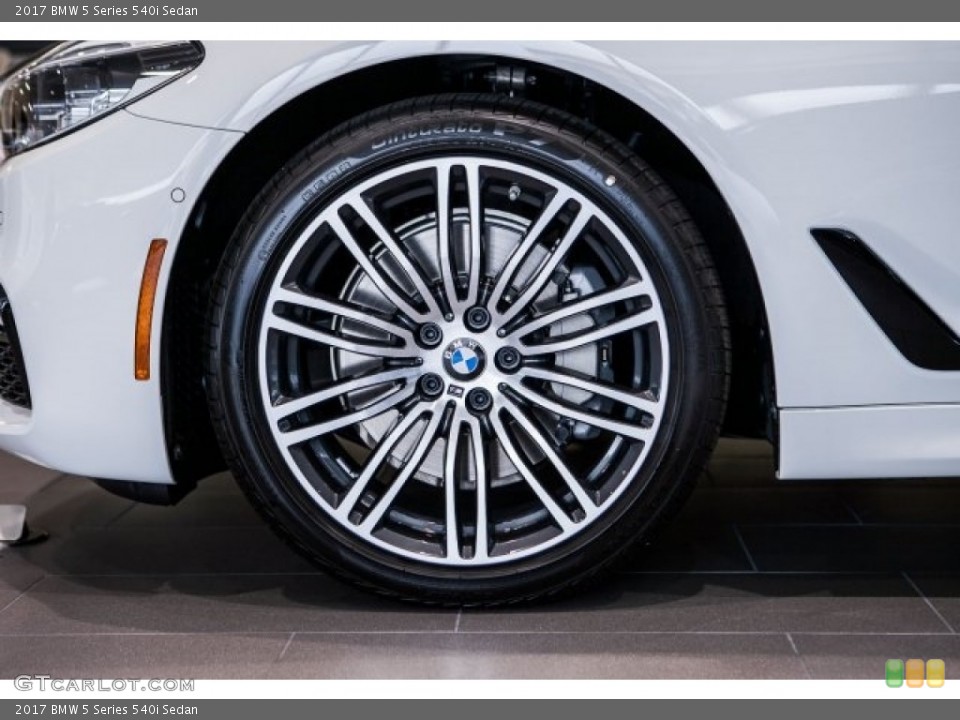 2017 BMW 5 Series 540i Sedan Wheel and Tire Photo #118654121