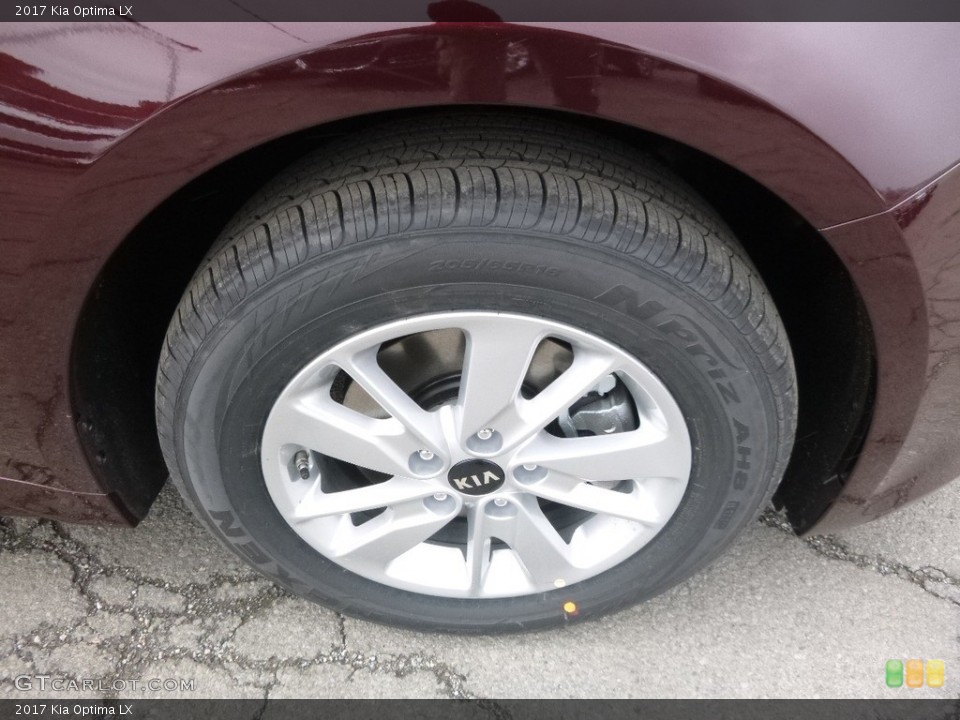 2017 Kia Optima LX Wheel and Tire Photo #119066813