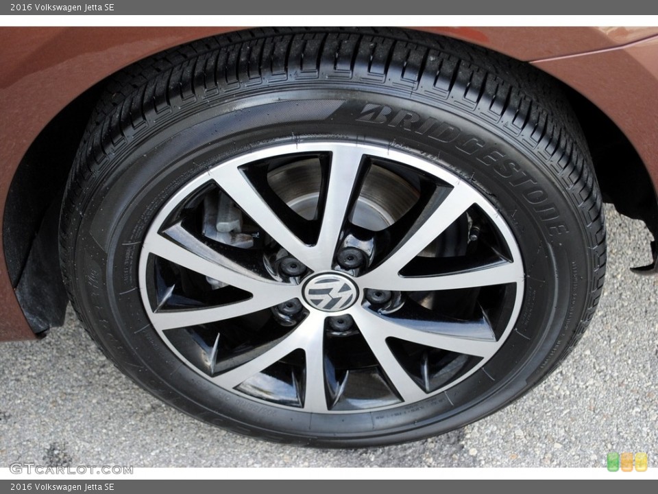 2016 Volkswagen Jetta SE Wheel and Tire Photo #119066882