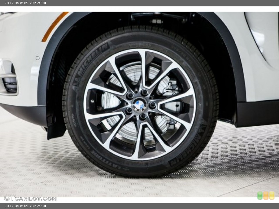 2017 BMW X5 xDrive50i Wheel and Tire Photo #119318693