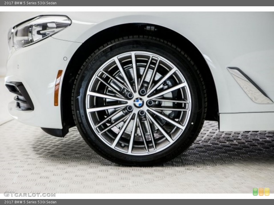 2017 BMW 5 Series 530i Sedan Wheel and Tire Photo #119379487