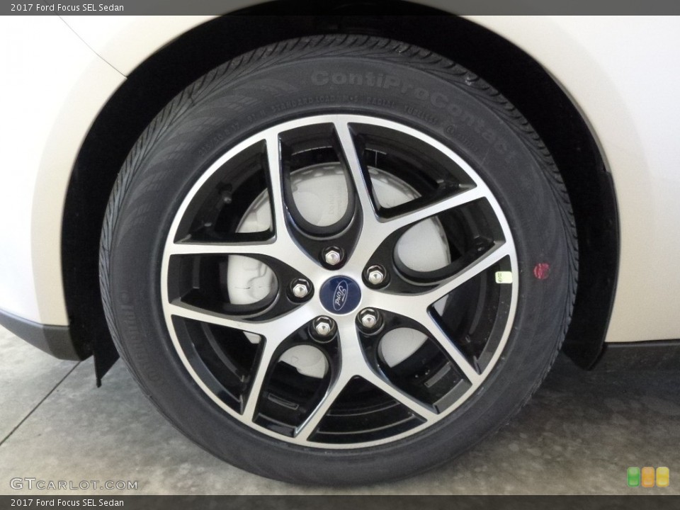 2017 Ford Focus SEL Sedan Wheel and Tire Photo #119417117