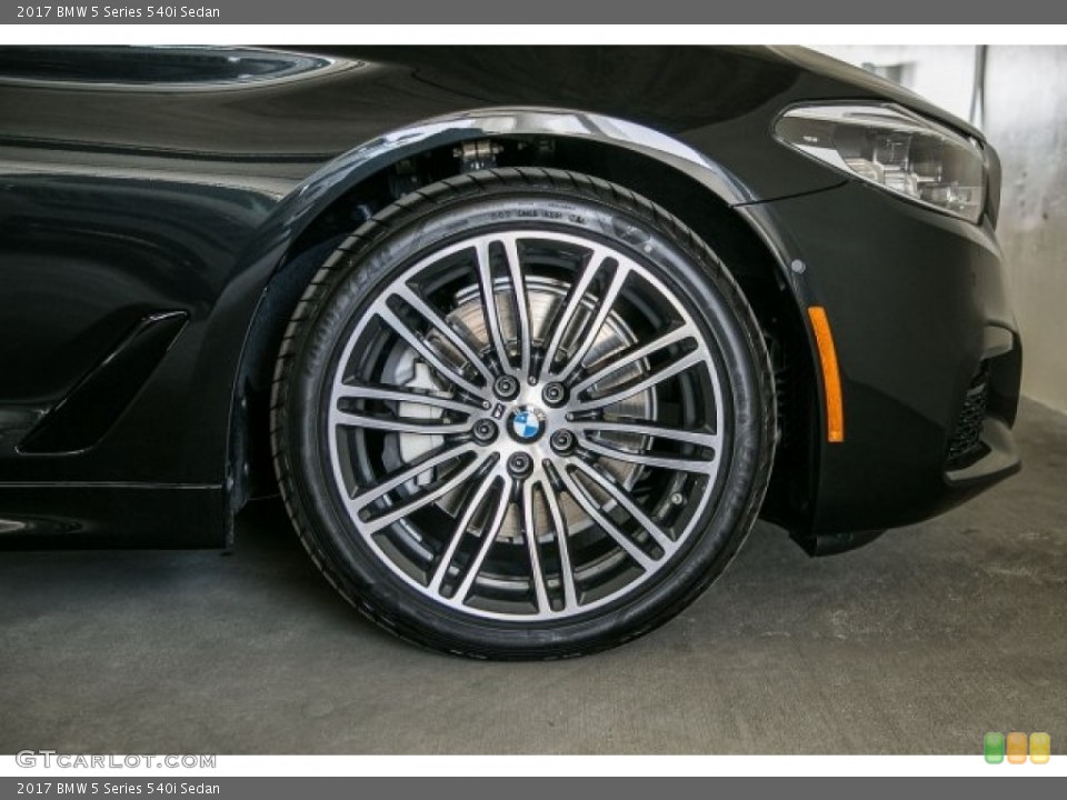 2017 BMW 5 Series 540i Sedan Wheel and Tire Photo #119453115