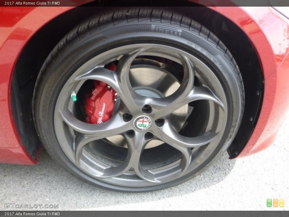 2017 Alfa Romeo Giulia Ti RWD Wheel and Tire Photo #119803433