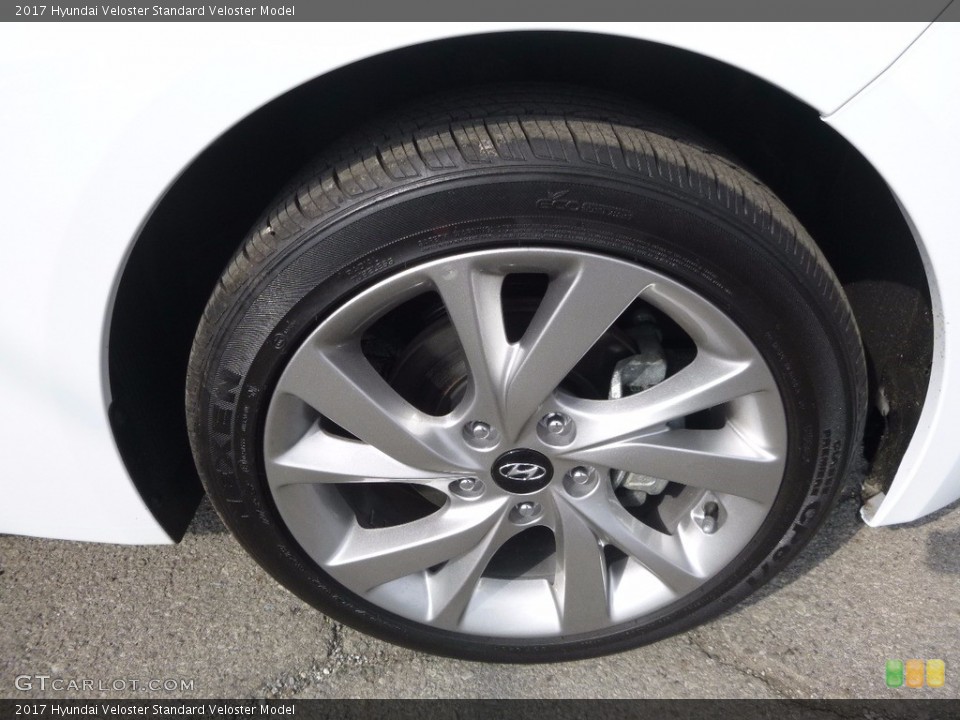 2017 Hyundai Veloster  Wheel and Tire Photo #119910898