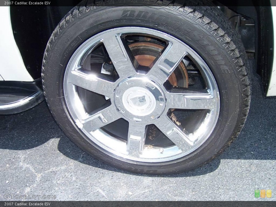 2007 Cadillac Escalade ESV Wheel and Tire Photo #12006040