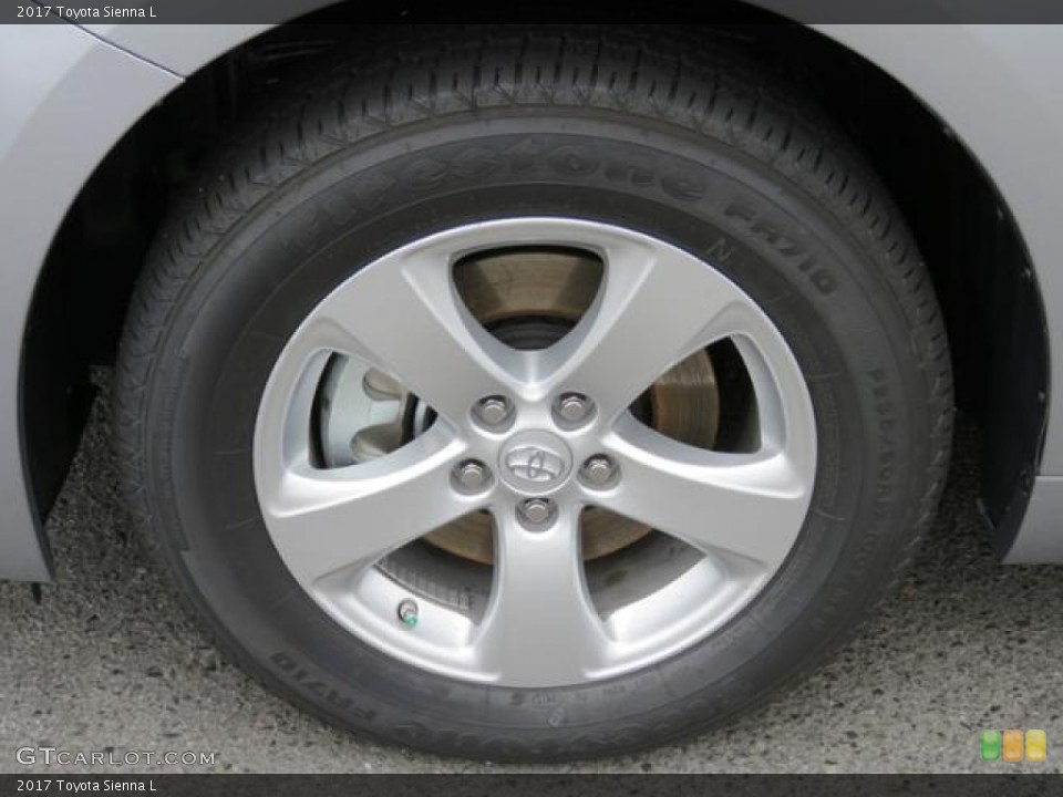 2017 Toyota Sienna L Wheel and Tire Photo #120323663