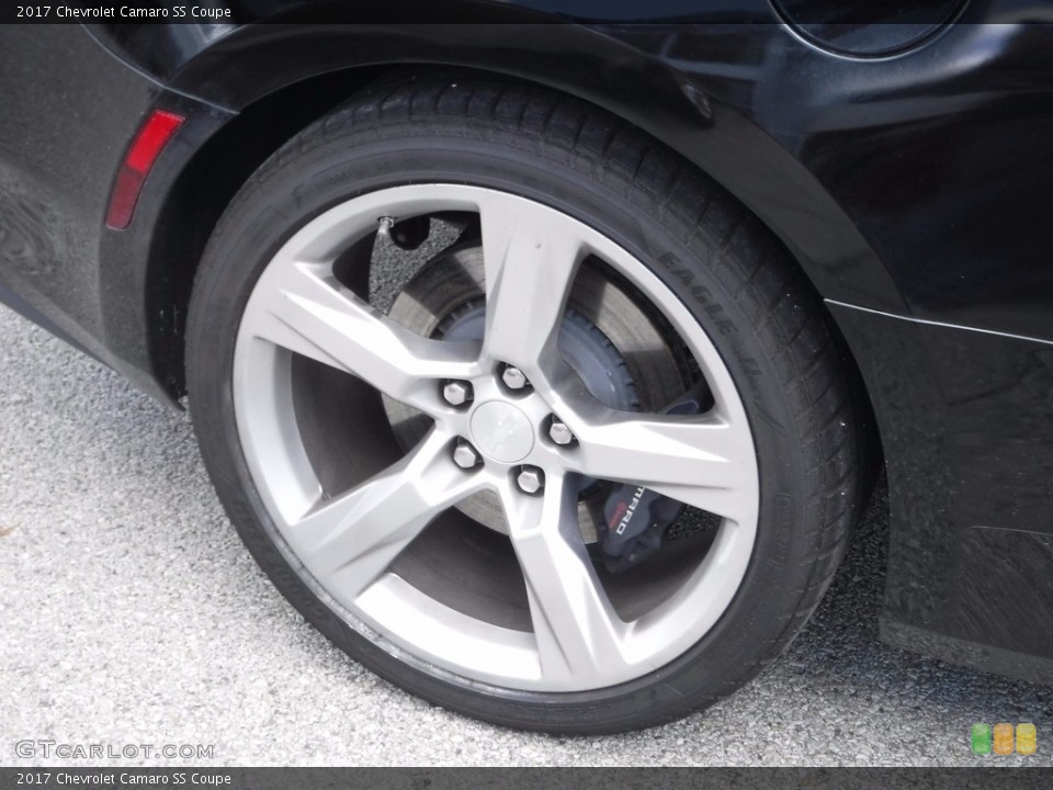 2017 Chevrolet Camaro SS Coupe Wheel and Tire Photo #120336670