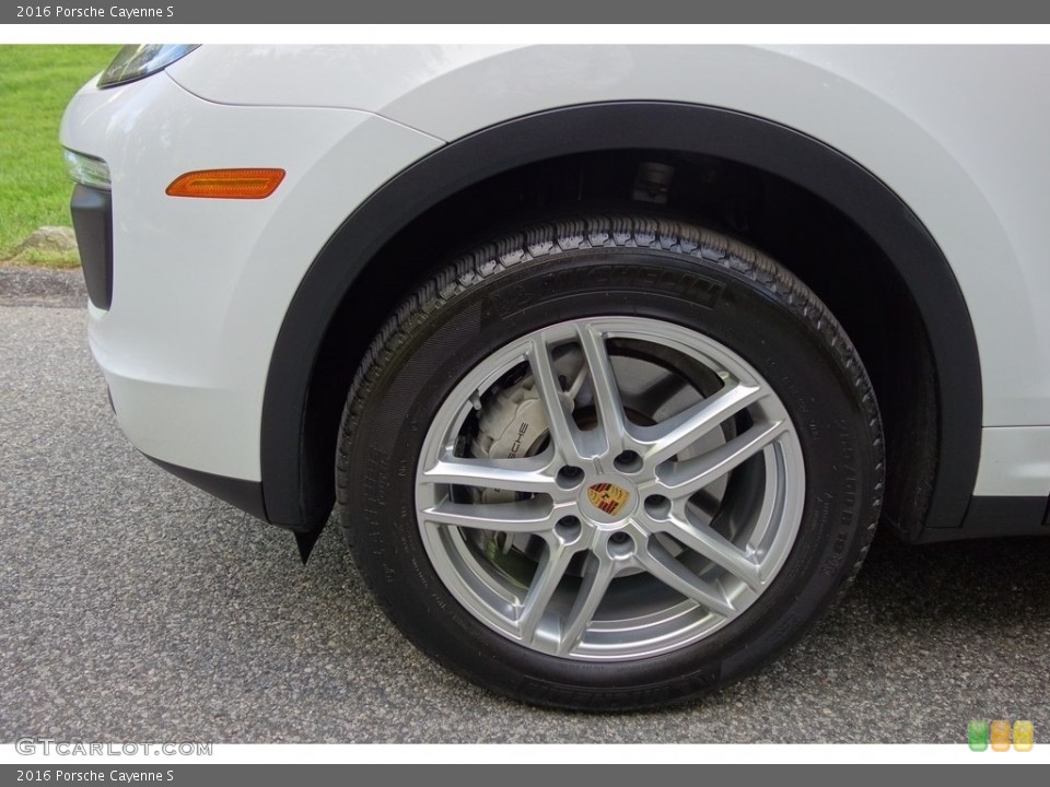 2016 Porsche Cayenne S Wheel and Tire Photo #120494421