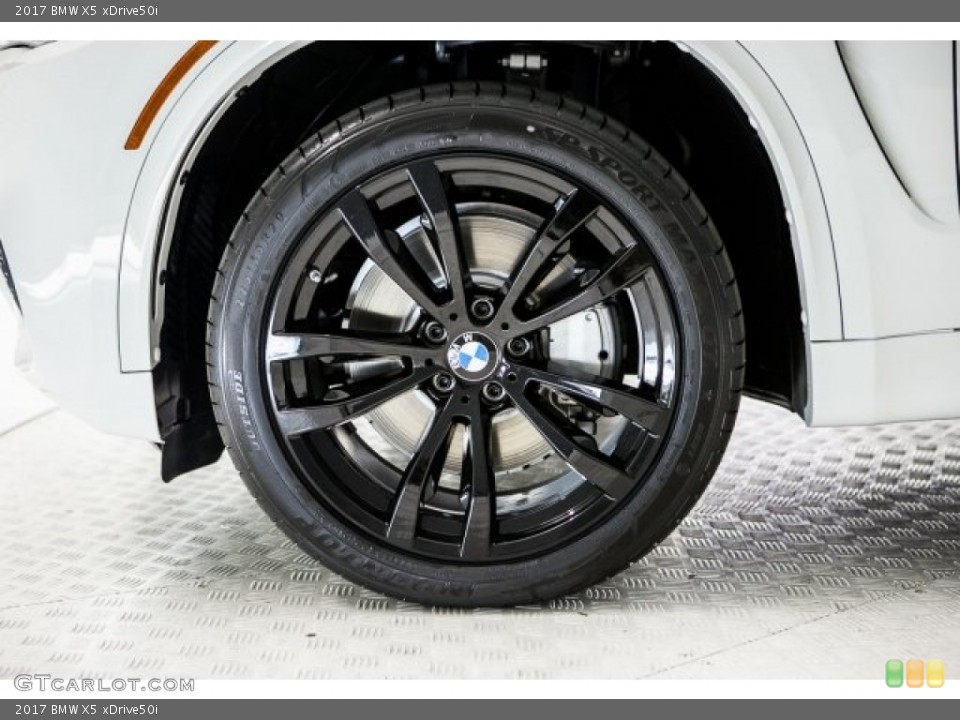 2017 BMW X5 xDrive50i Wheel and Tire Photo #121279916