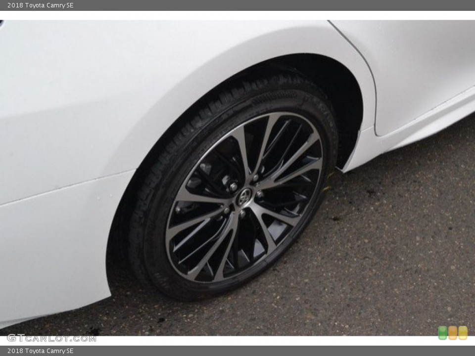 2018 Toyota Camry SE Wheel and Tire Photo #121746118