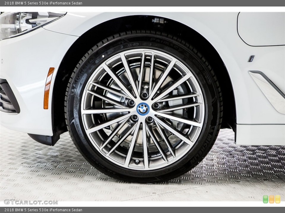 2018 BMW 5 Series 530e iPerfomance Sedan Wheel and Tire Photo #122317521