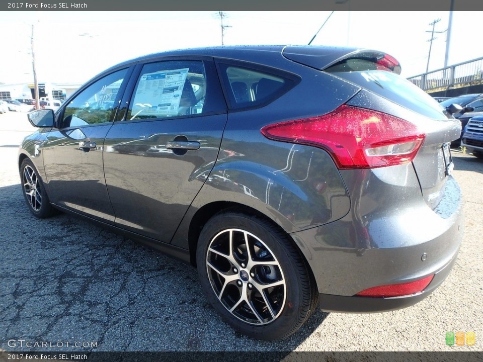 2017 Ford Focus SEL Hatch Wheel and Tire Photo #122672748