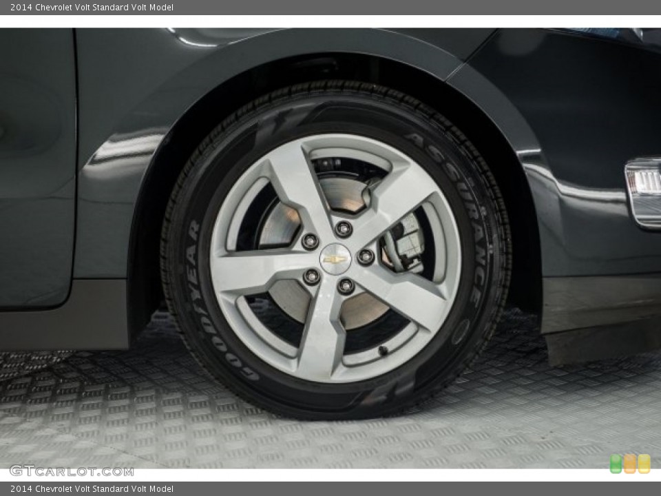 2014 Chevrolet Volt Wheels and Tires