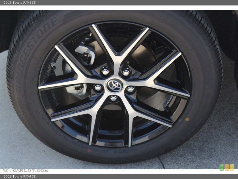 2018 Toyota RAV4 SE Wheel and Tire Photo #123281187