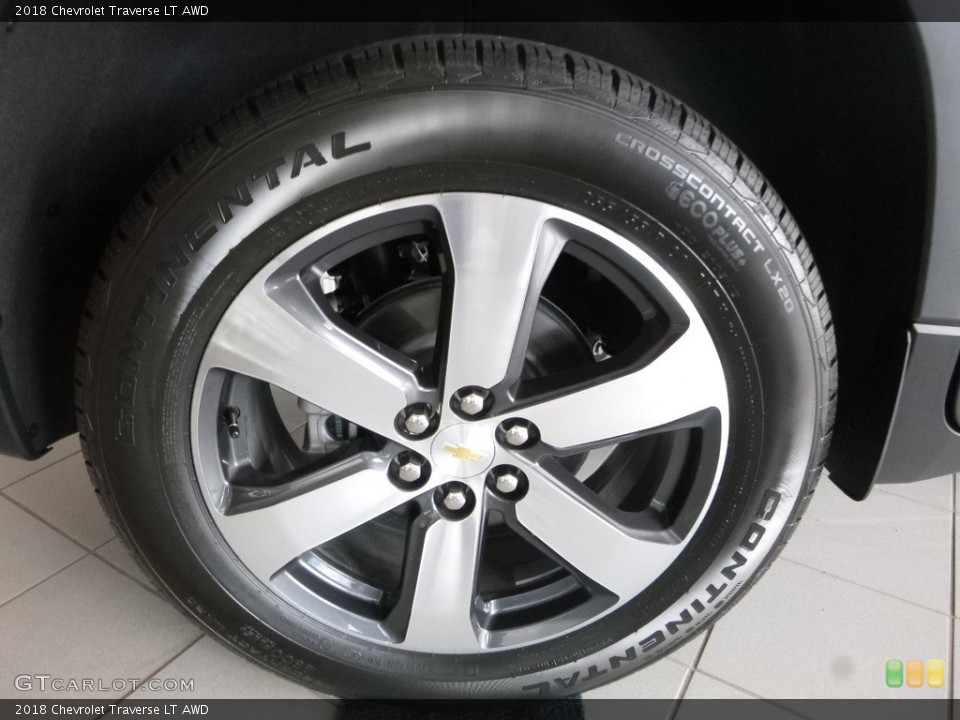 2018 Chevrolet Traverse LT AWD Wheel and Tire Photo #123485611
