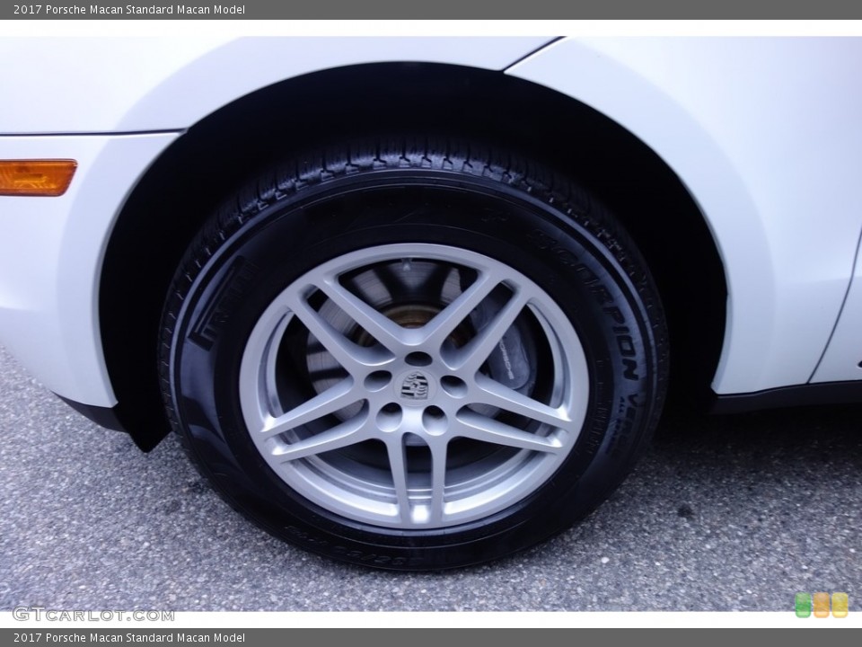 2017 Porsche Macan  Wheel and Tire Photo #123978610