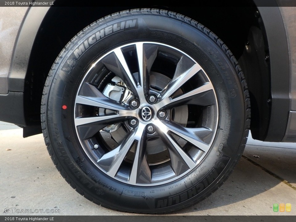 2018 Toyota Highlander LE Wheel and Tire Photo #124075495