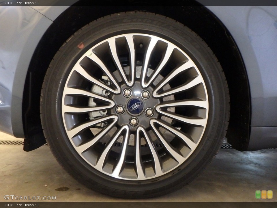 2018 Ford Fusion SE Wheel and Tire Photo #124296531