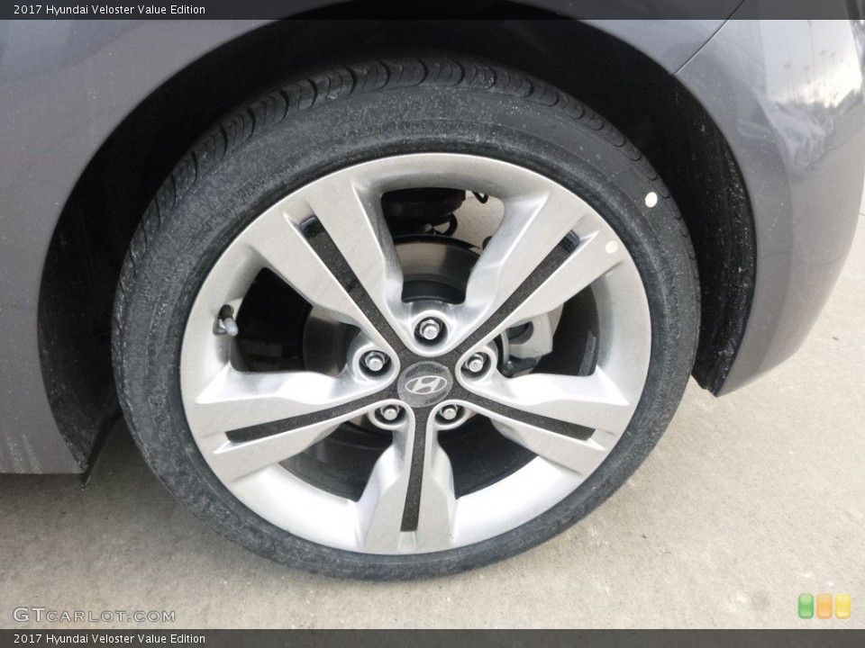 2017 Hyundai Veloster Value Edition Wheel and Tire Photo #124546159