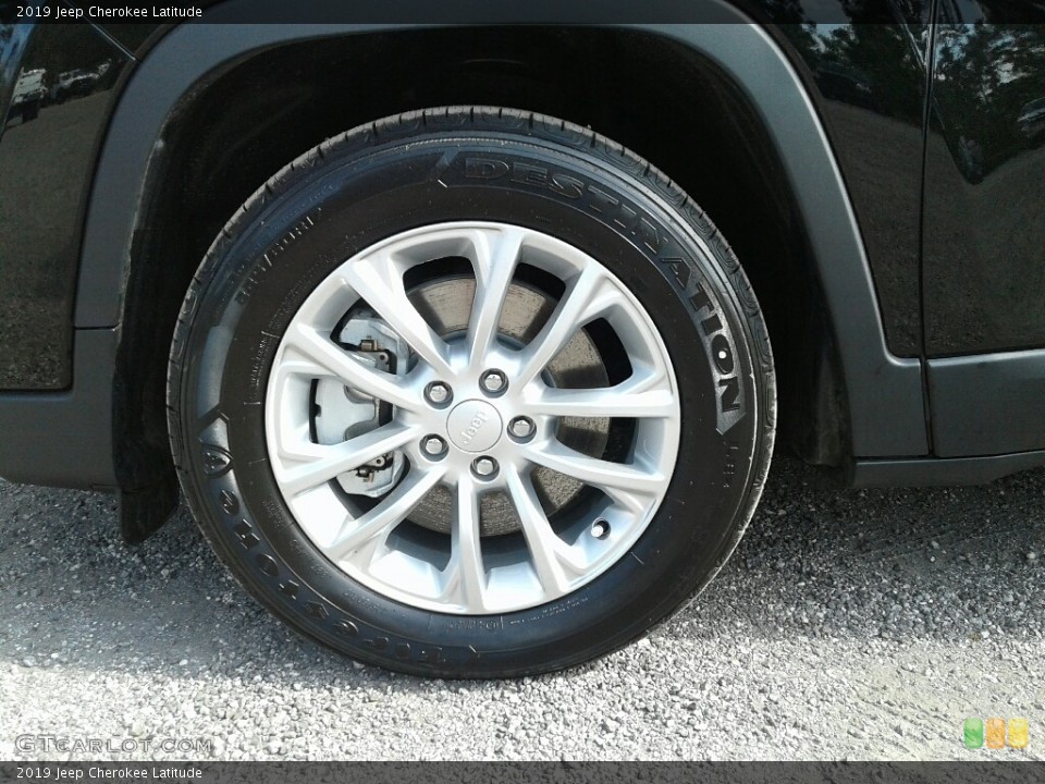 2019 Jeep Cherokee Latitude Wheel and Tire Photo #125738895