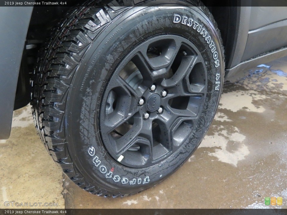 2019 Jeep Cherokee Trailhawk 4x4 Wheel and Tire Photo #126119333