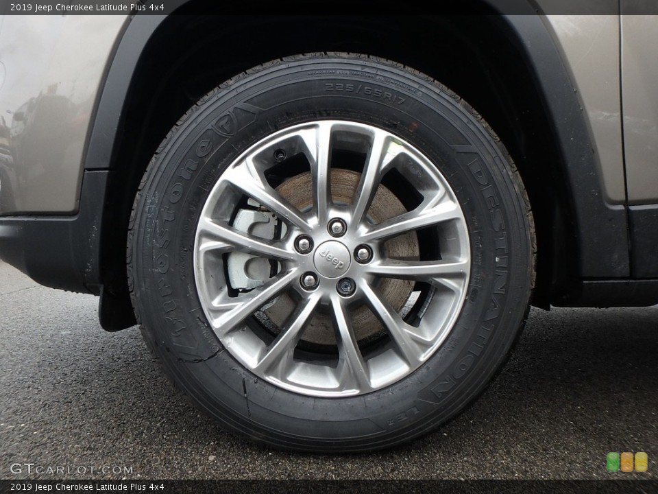 2019 Jeep Cherokee Latitude Plus 4x4 Wheel and Tire Photo #126323703