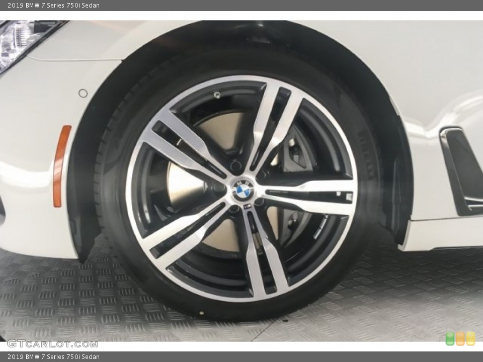 2019 BMW 7 Series 750i Sedan Wheel and Tire Photo #126813512