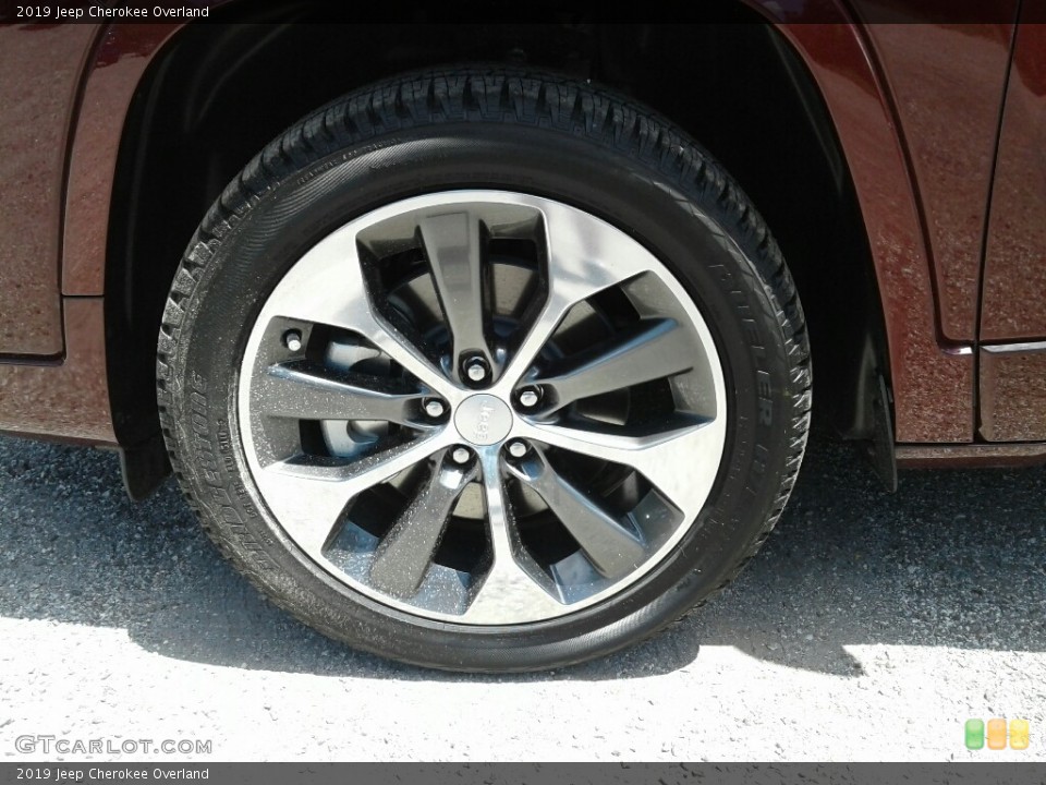 2019 Jeep Cherokee Overland Wheel and Tire Photo #126824561