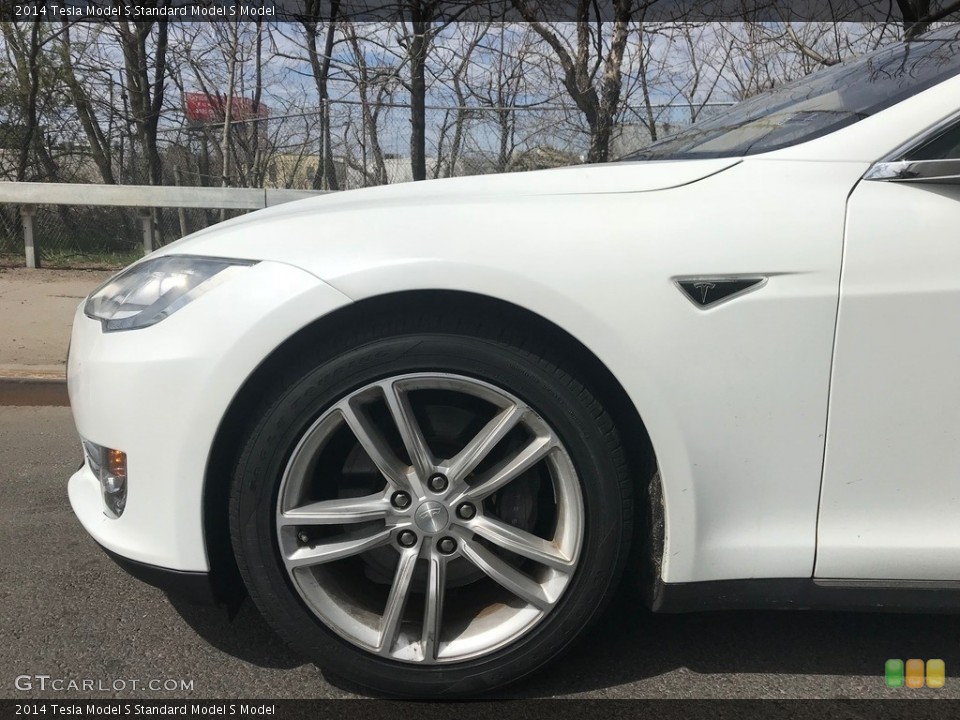 2014 Tesla Model S  Wheel and Tire Photo #126898110