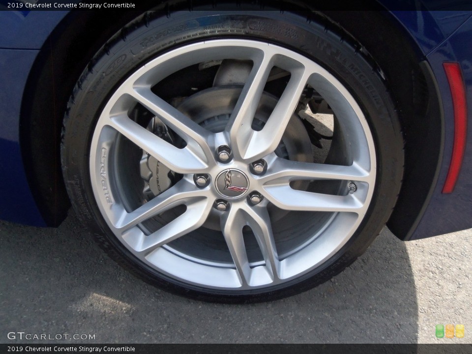 2019 Chevrolet Corvette Stingray Convertible Wheel and Tire Photo #127241095
