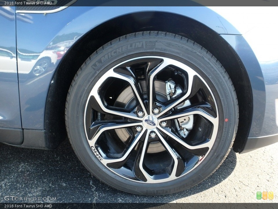 2018 Ford Taurus SHO AWD Wheel and Tire Photo #127391108