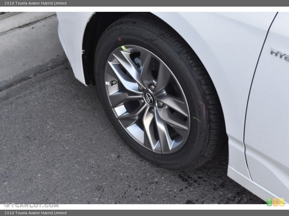 2019 Toyota Avalon Hybrid Limited Wheel and Tire Photo #127449815