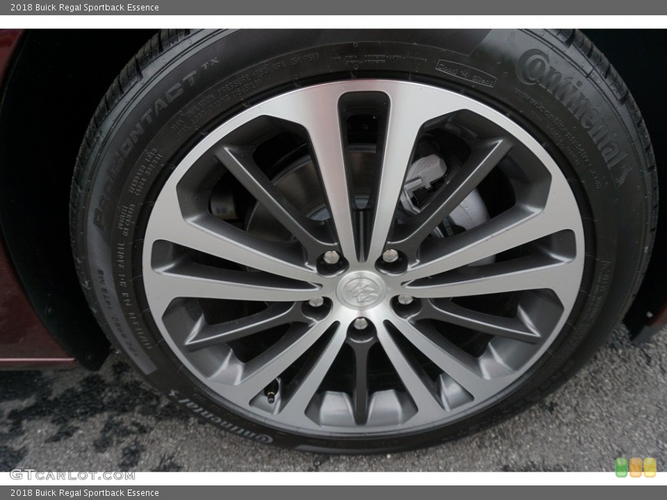 2018 Buick Regal Sportback Essence Wheel and Tire Photo #127480906