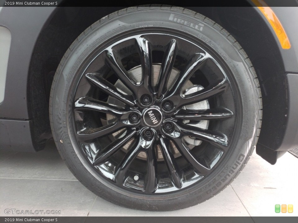 2019 Mini Clubman Cooper S Wheel and Tire Photo #127549833