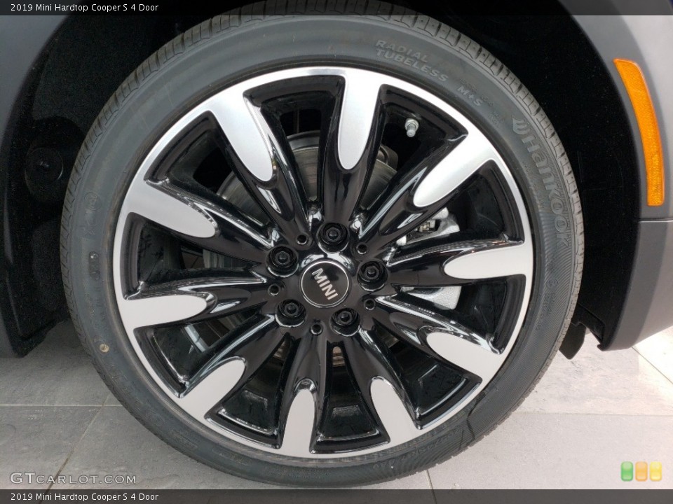 2019 Mini Hardtop Cooper S 4 Door Wheel and Tire Photo #127550874