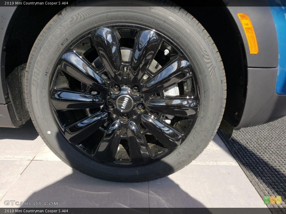 2019 Mini Countryman Cooper S All4 Wheel and Tire Photo #127551978