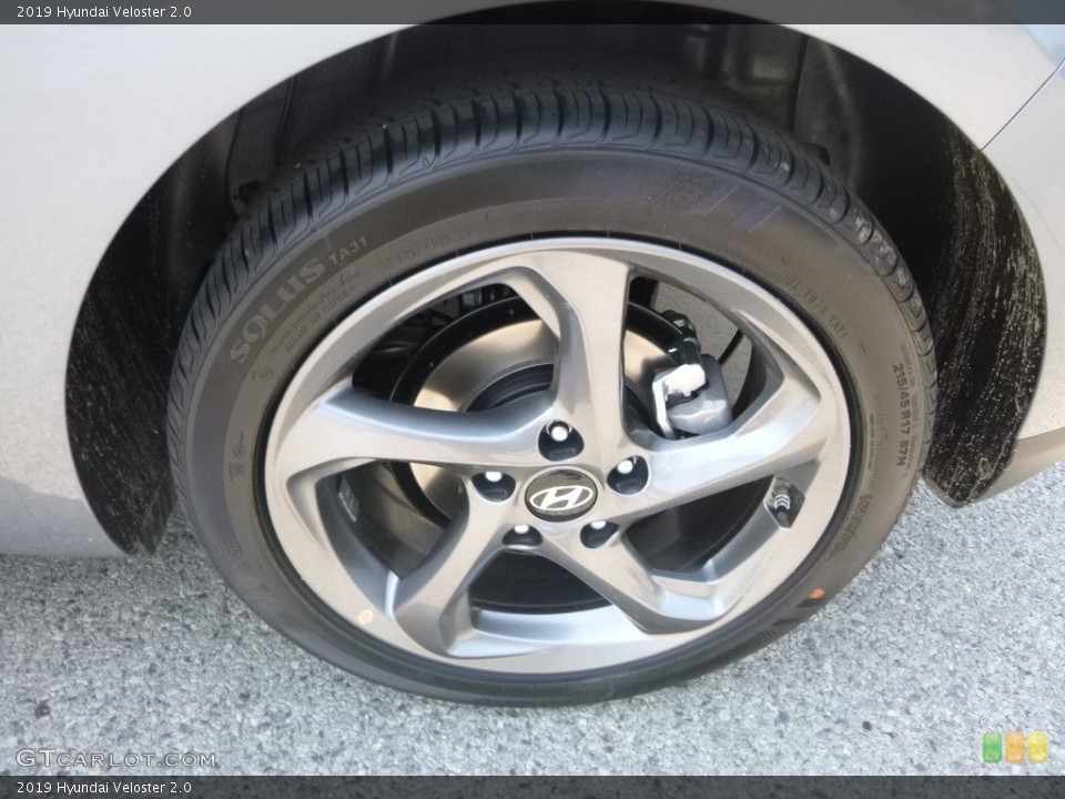 2019 Hyundai Veloster Wheels and Tires